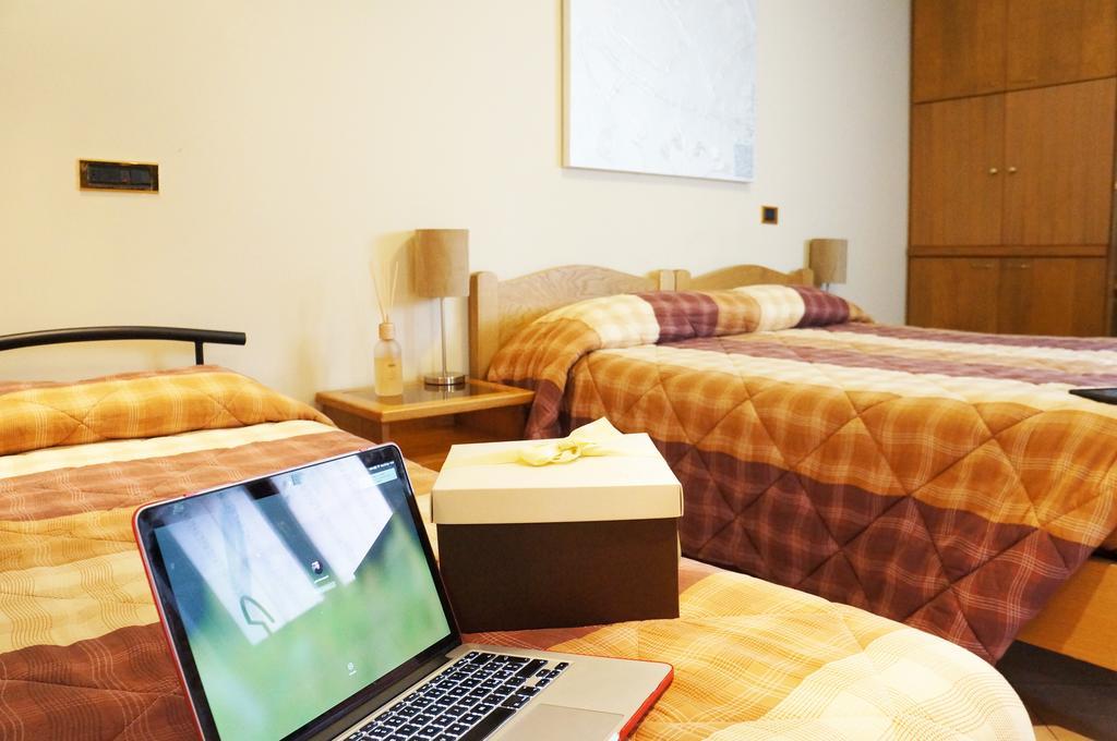 B&B Stephany Тірано Номер фото