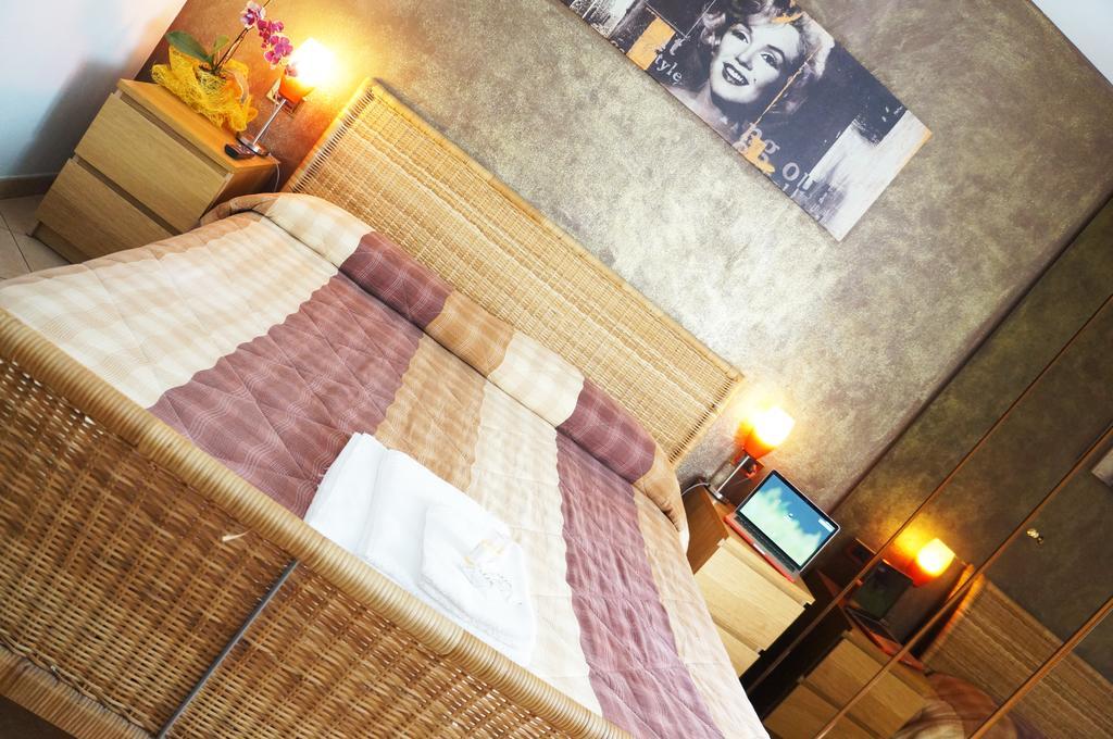 B&B Stephany Тірано Номер фото