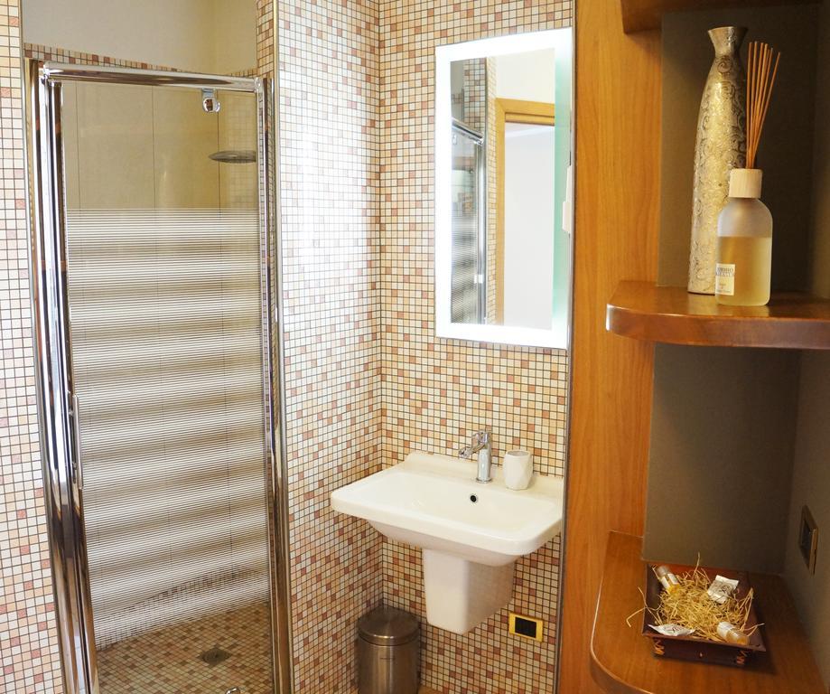 B&B Stephany Тірано Номер фото