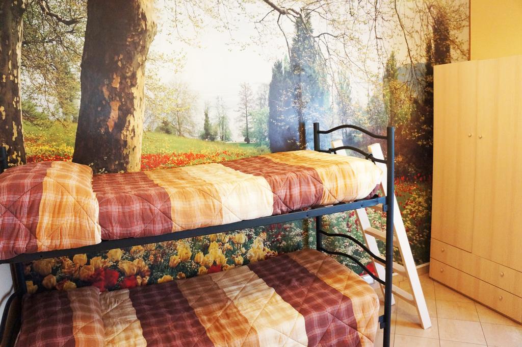 B&B Stephany Тірано Номер фото